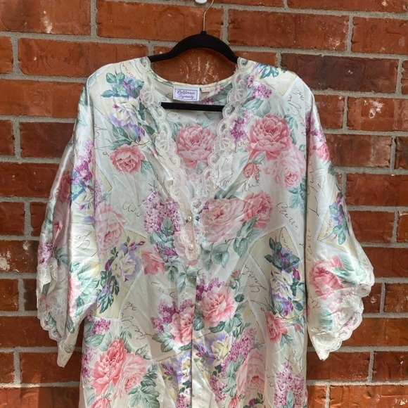 Vintage XL Floral Lace Satin Pin Up Pajama Robe - Picture 1 of 10